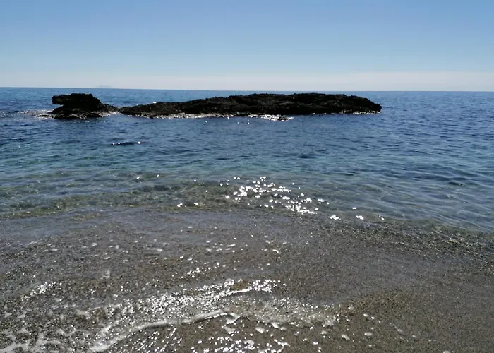 La Caletta Corsa - 2 Con Terrazza Privata, Aria Condizionata, 100m Dal Mare * Linguizzetta